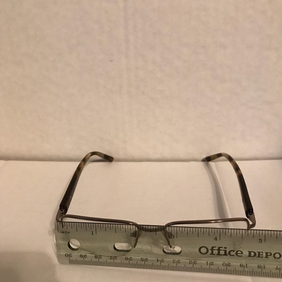 Prada glasses with designer case - Picture 7 of 8